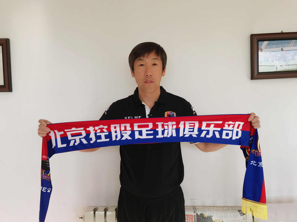 我们知道这将是一场激烈的战斗，我们失球的方式让比赛变得困难。